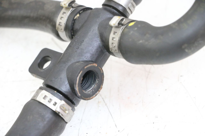 photo de MANGUEIRA DO RADIADOR PIAGGIO VESPA GRANTURISMO 200 (2004 - 2005) - Detalhe da peça