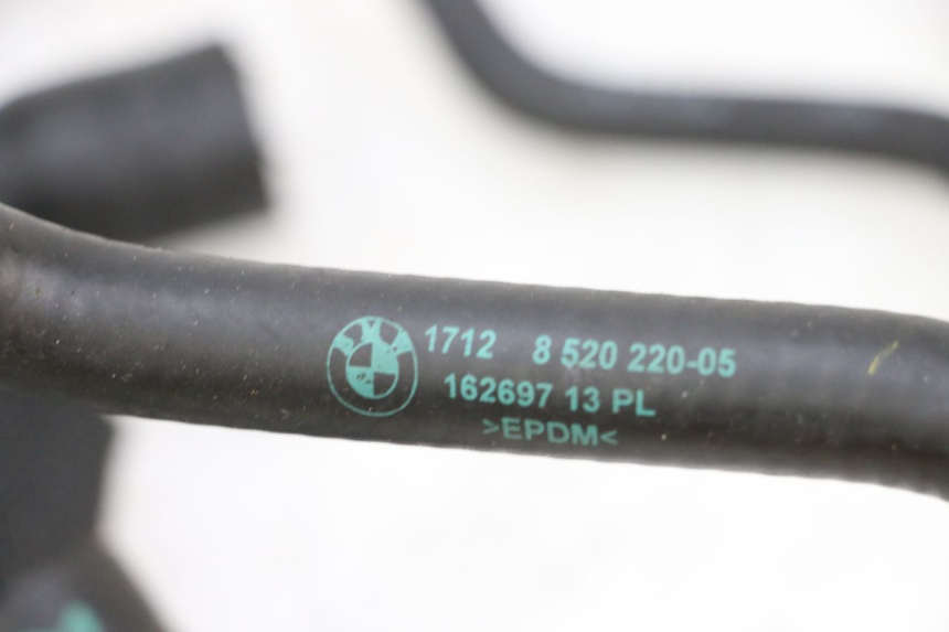 photo de MANGUEIRA DO RADIADOR BMW R GS 1250 (2021 - 2024) - Zoom do estado de desgaste