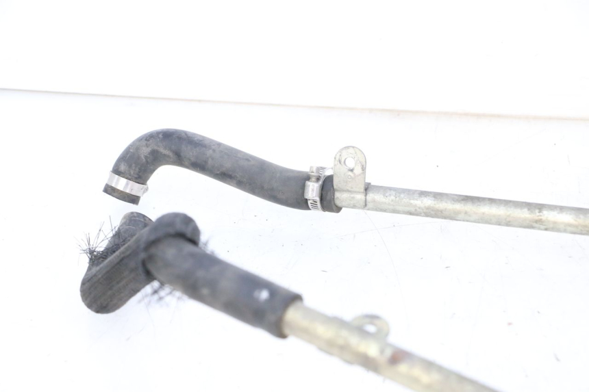 photo de MANGUEIRA DO RADIADOR SUZUKI SIXTEEN 125 (2008 - 2010) - Pontos de fixação