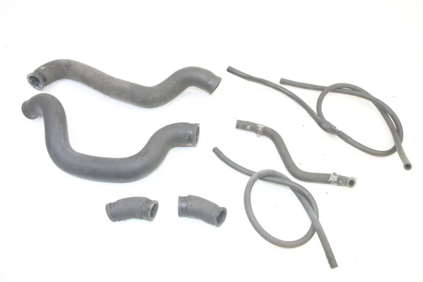 photo de MANGUEIRA DO RADIADOR SUZUKI SV S 650 (2003 - 2009) - Vista principal
