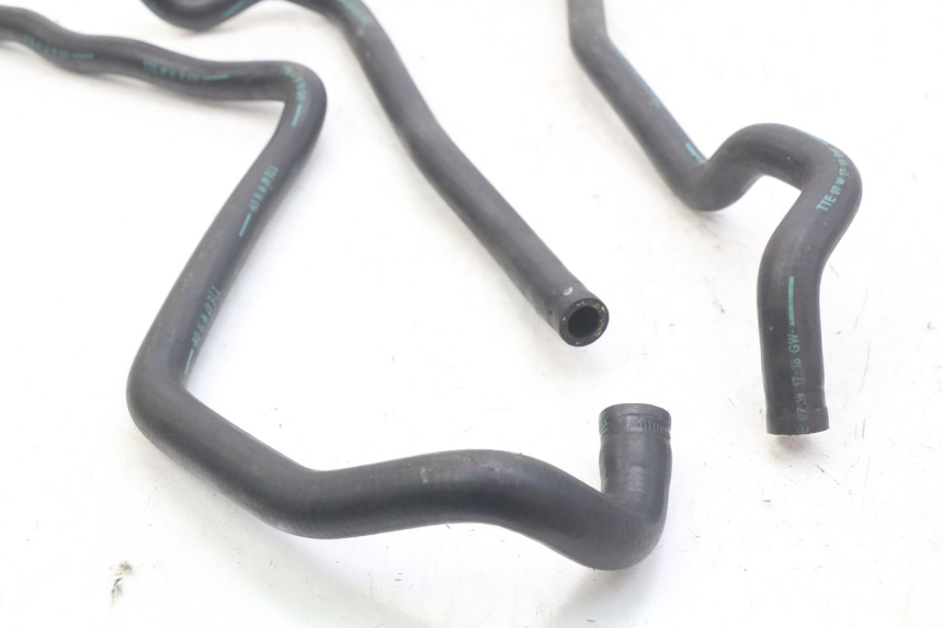photo de MANGUEIRA DO RADIADOR YAMAHA X-CITY XCITY 125 (2007 - 2013) - Detalhe da peça