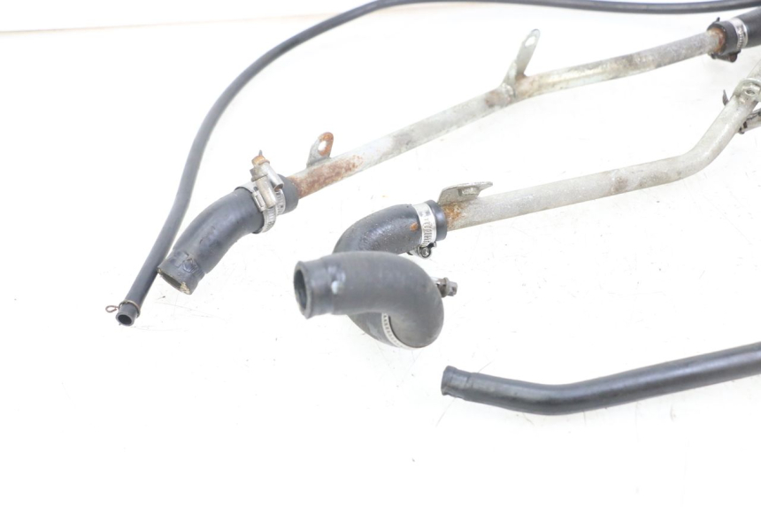 photo de MANGUEIRA DO RADIADOR YAMAHA XMAX X-MAX 125 (2006 - 2009) - Outro ângulo de visão