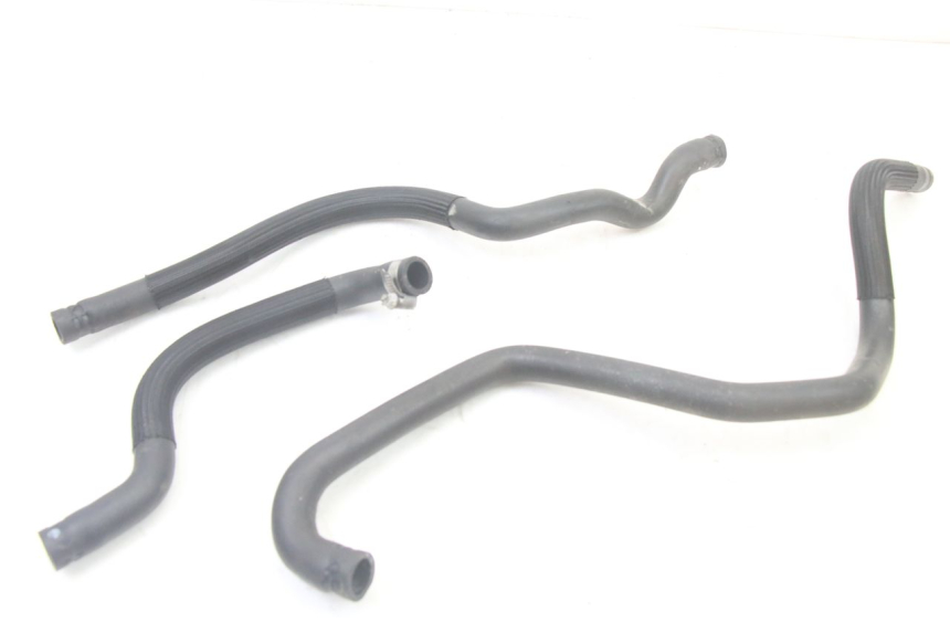 photo de MANGUEIRA DO RADIADOR YAMAHA X-MAX XMAX 125 (2010 - 2013) - Detalhe da peça