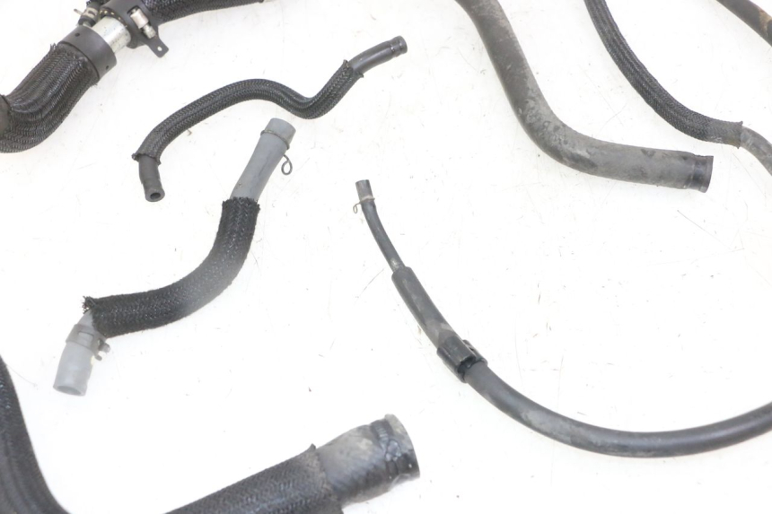 photo de MANGUEIRA DO RADIADOR YAMAHA XJ6 ABS 600 (2008 - 2016) - Vista geral