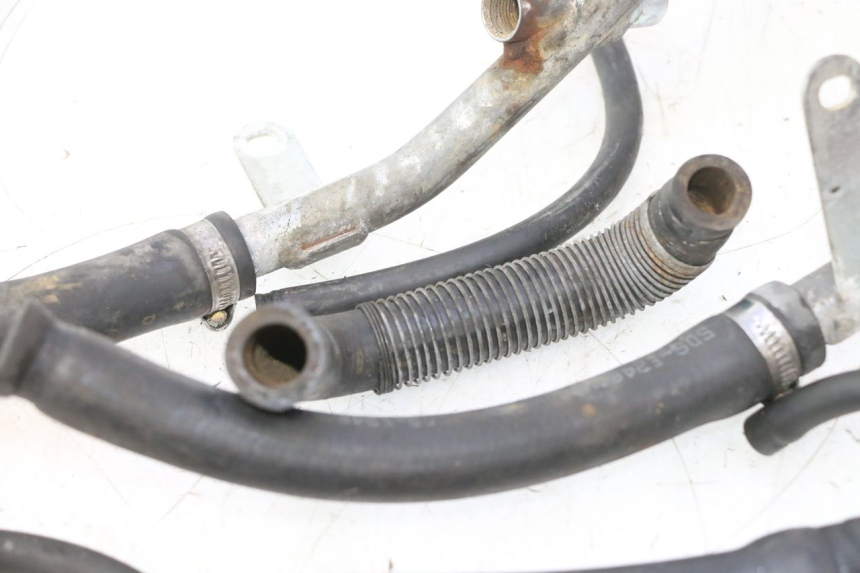 photo de MANGUEIRA DO RADIADOR YAMAHA YP MAJESTY 125 (1998 - 2001) - Detalhe da peça