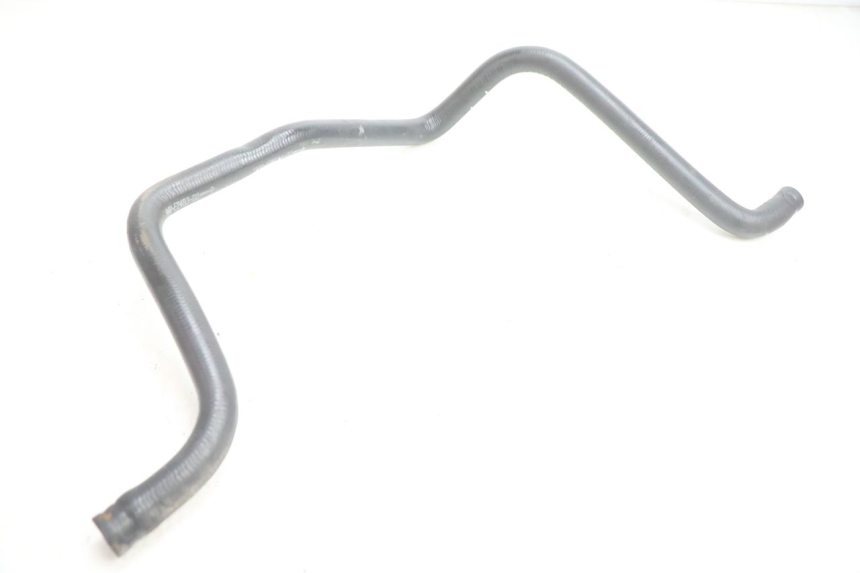 photo de MANGUEIRA DO RADIADOR YAMAHA YP MAJESTY 125 (2002 - 2006) - Ampliação técnica