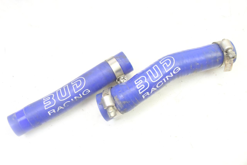 photo de MANGUEIRA DO RADIADOR YAMAHA YZ-F YZF 250 (2014 - 2018) - Zoom do estado de desgaste