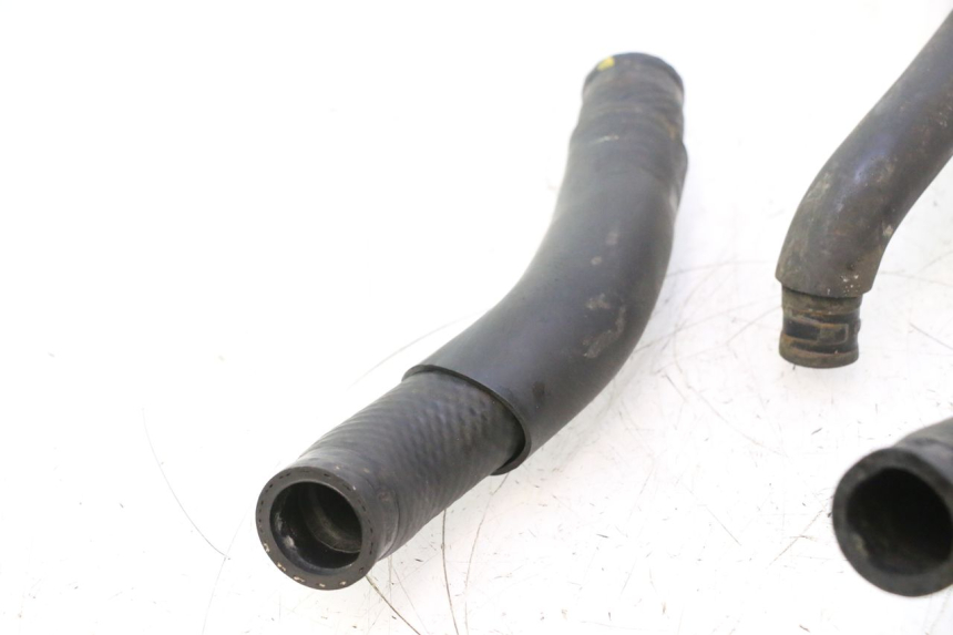photo de MANGUEIRA DO RADIADOR YAMAHA YZF R6 600 (2008 - 2009) - Detalhe da peça