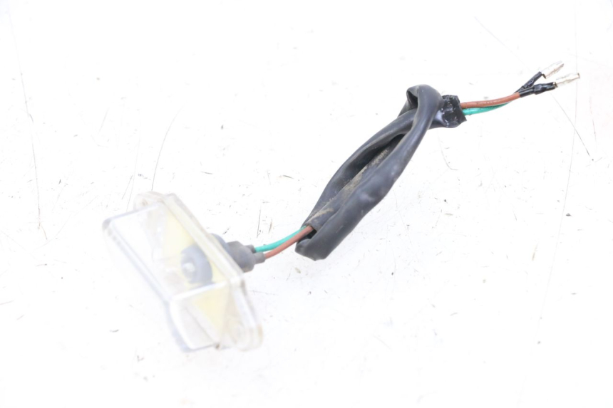 photo de ILUMINAÇÃO DE PLACA KYMCO AGILITY RS 4T 50 (2009 - 2013) - Zoom do estado de desgaste