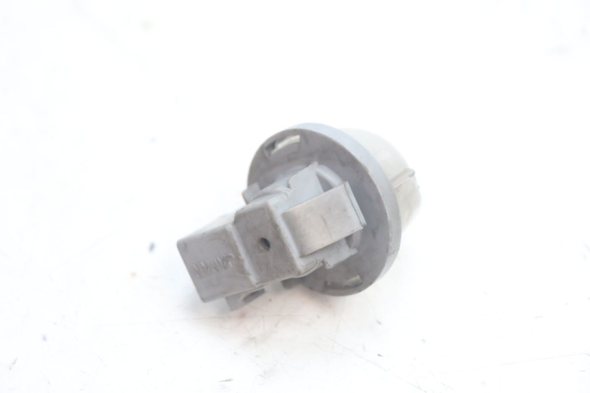 photo de ILUMINAÇÃO DE PLACA SUZUKI BURGMAN EXECUTIVE ABS 650 (2006 - 2012) - Outro ângulo de visão