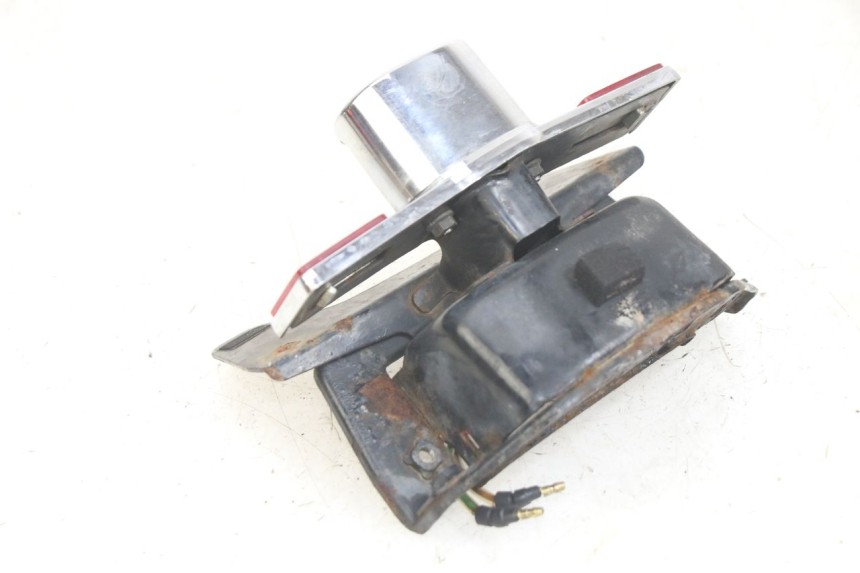 photo de ILUMINAÇÃO DE PLACA HONDA CA REBEL 125 (1995 - 2001) - Pontos de fixação