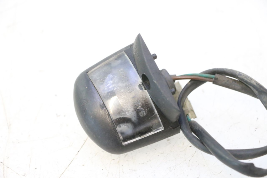 photo de ILUMINAÇÃO DE PLACA PEUGEOT CITYSTAR 125 (2011 - 2017) - Zoom do estado de desgaste