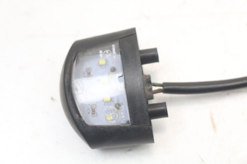 photo de ILUMINAÇÃO DE PLACA EBROH BRAVO GLE 1 (2020 - 2024) - Detalhe da peça