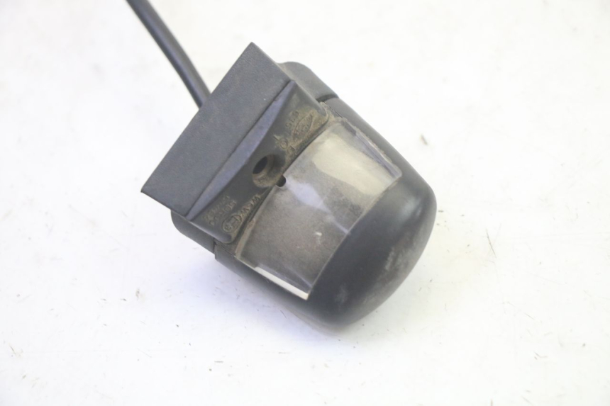 photo de ILUMINAÇÃO DE PLACA PEUGEOT ELYSEO 125 (1999 - 2004) - Detalhe da peça