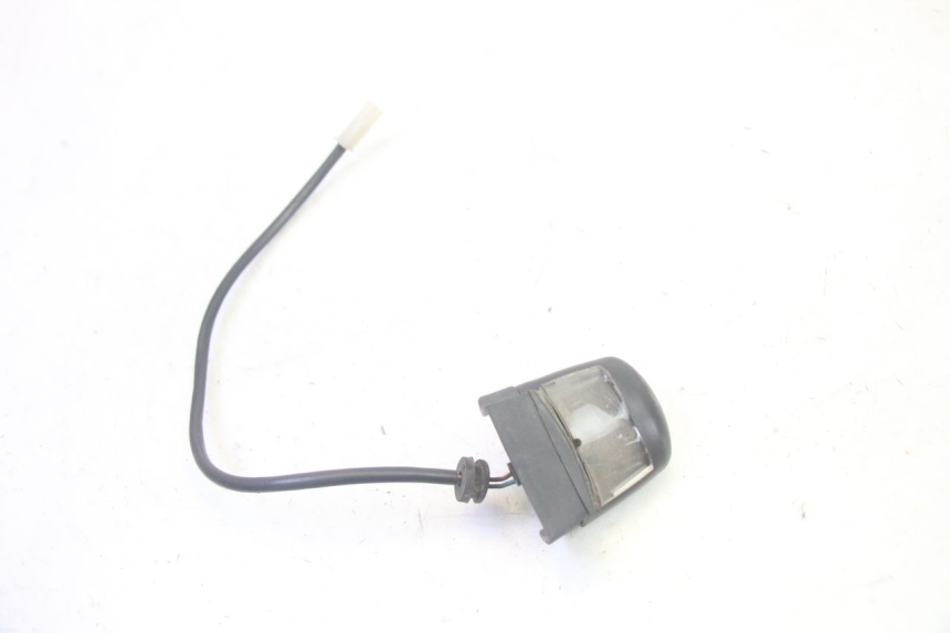 photo de ILUMINAÇÃO DE PLACA PEUGEOT ELYSEO 125 (1999 - 2004) - Zoom do estado de desgaste