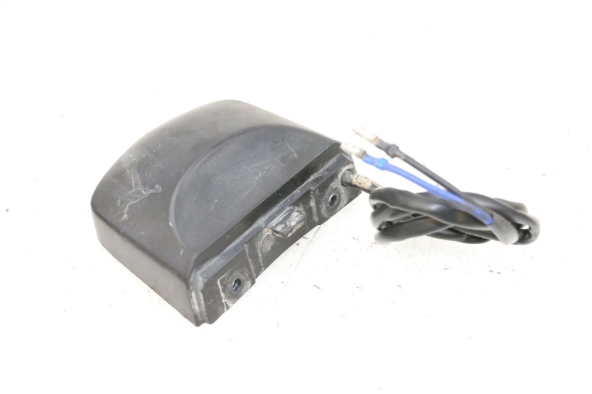 photo de ILUMINAÇÃO DE PLACA YAMAHA FJR ABS 1300 (2006 - 2012) - Zoom do estado de desgaste