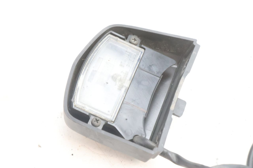 photo de ILUMINAÇÃO DE PLACA YAMAHA FZ8 800 (2010 - 2016) - Detalhe da peça