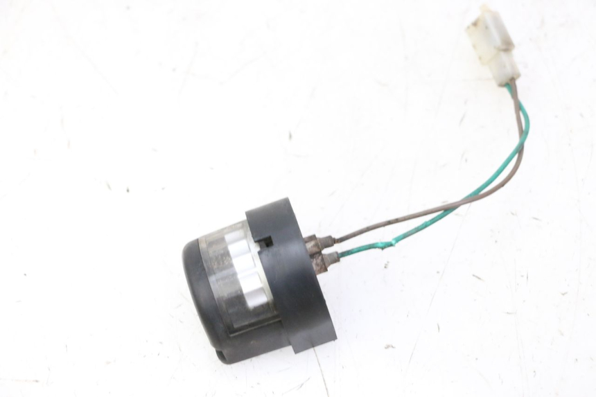 photo de ILUMINAÇÃO DE PLACA KYMCO GRAND DINK 125 (2008 - 2014) - Pontos de fixação