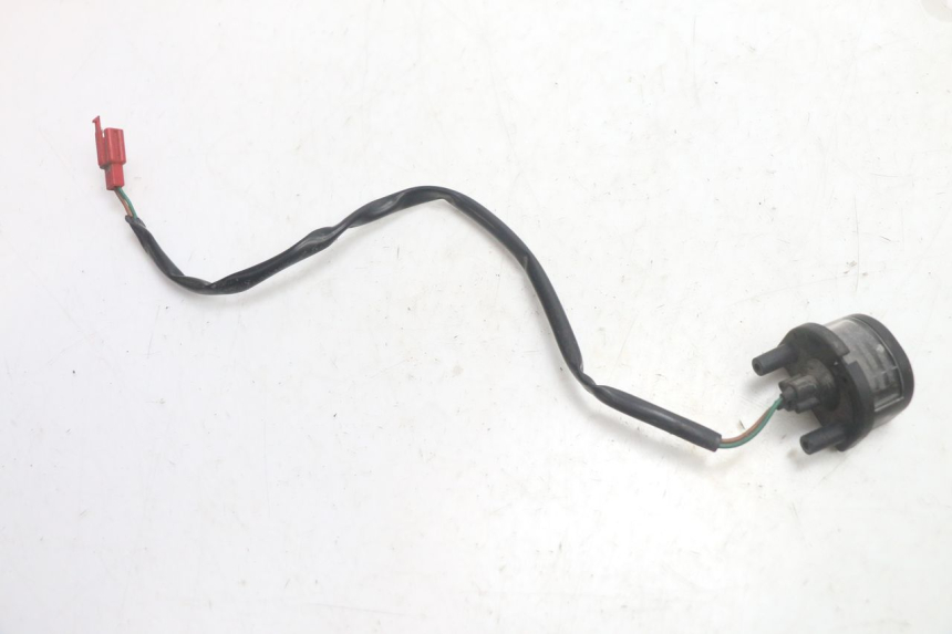 photo de ILUMINAÇÃO DA PLACA SYM GTS EVO 125 (2009 - 2013) - Vista principal