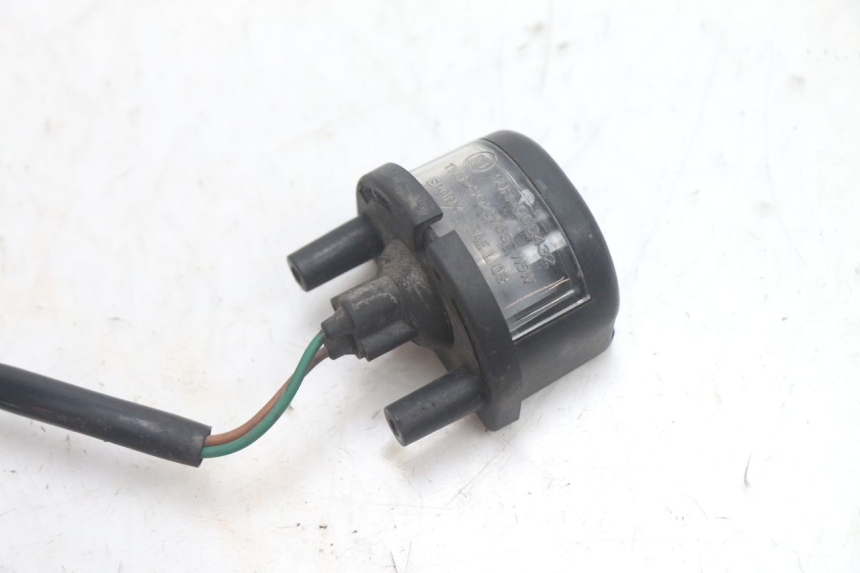 photo de ILUMINAÇÃO DA PLACA SYM GTS EVO 125 (2009 - 2013) - Detalhe da peça