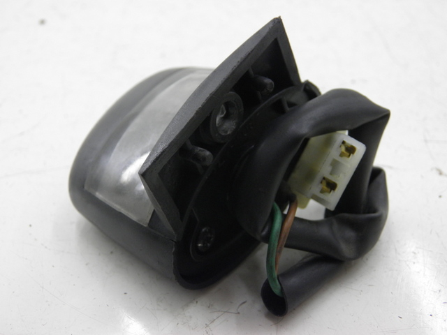 photo de ILUMINAÇÃO DE PLACA HONDA FES PANTHEON 125 (2003 - 2007) - Detalhe da peça