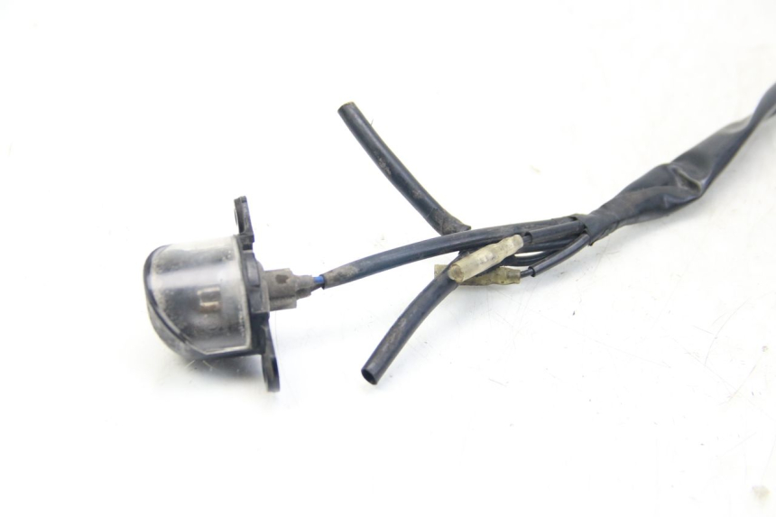 photo de ILUMINAÇÃO DE PLACA YAMAHA HW XENTER 125 (2011 - 2017) - Zoom do estado de desgaste