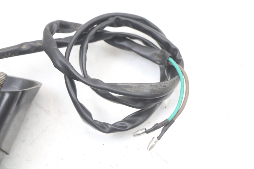 photo de ILUMINAÇÃO DE PLACA JINLUN JL HIGHLANDER 125 (2007 - 2015) - Pontos de fixação