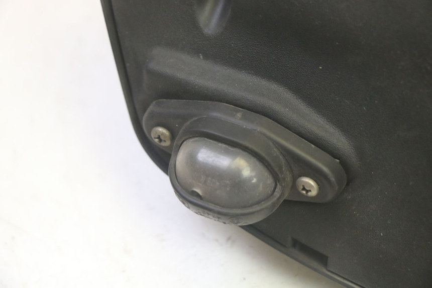 photo de ILUMINAÇÃO DE PLACA PIAGGIO MP3 HPE 350 (2018 - 2020) - Detalhe da peça