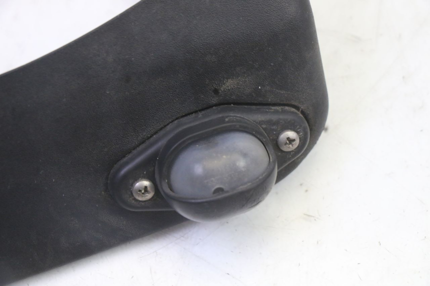 photo de ILUMINAÇÃO DE PLACA PIAGGIO MP3 LT 300 (2010 - 2016) - Zoom do estado de desgaste