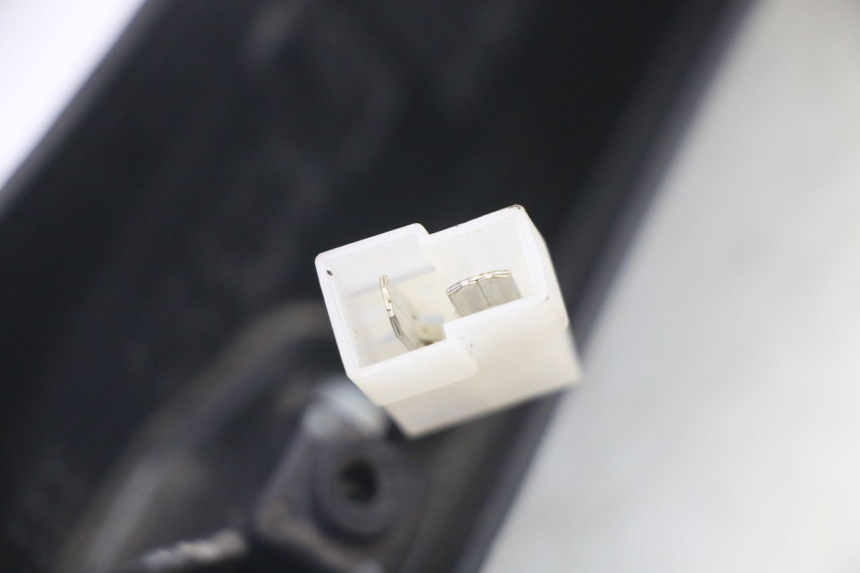 photo de ILUMINAÇÃO DE PLACA PIAGGIO MP3 RL 250 (2006 - 2010) - Estado da superfície
