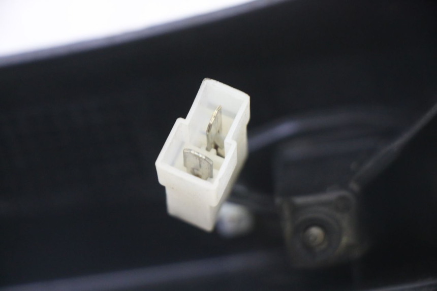 photo de ILUMINAÇÃO DE PLACA PIAGGIO MP3 RL 250 (2006 - 2010) - Peça verificada