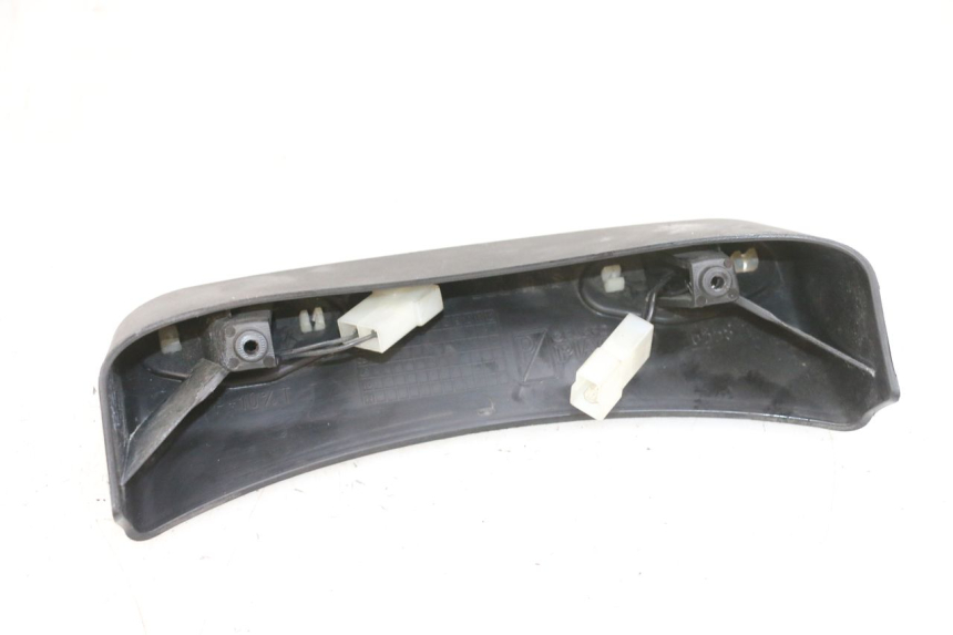 photo de ILUMINAÇÃO DE PLACA PIAGGIO MP3 RL 250 (2006 - 2010) - Detalhe da peça