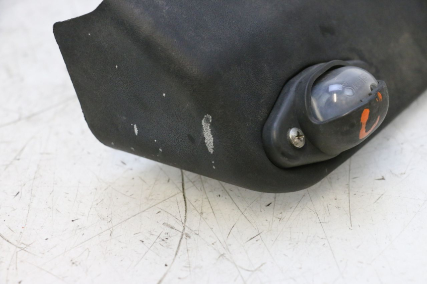 photo de ILUMINAÇÃO DE PLACA PIAGGIO MP3 RL 250 (2006 - 2010) - Outro ângulo de visão