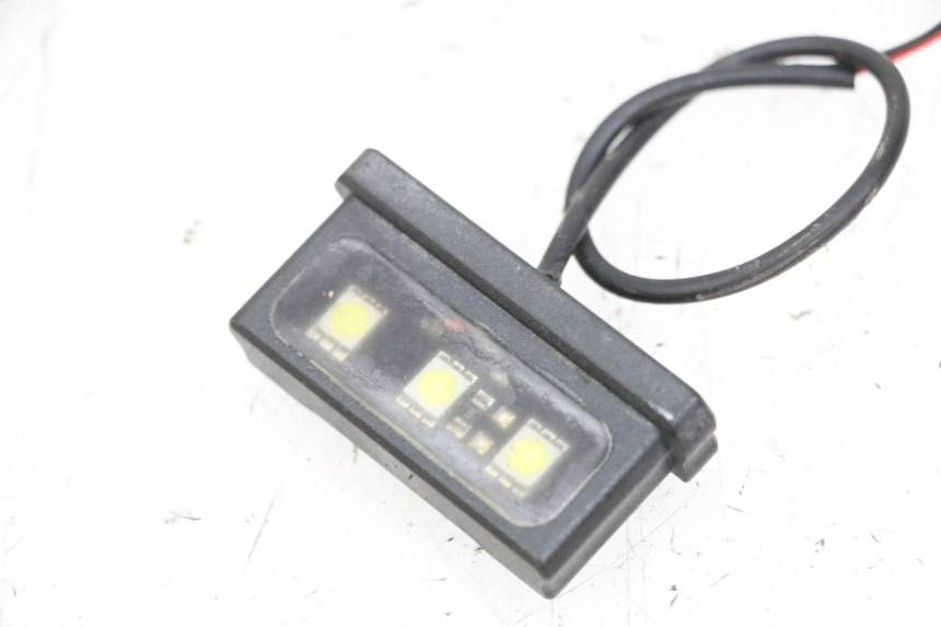 photo de ILUMINAÇÃO DE PLACA YAMAHA MT-07 MT07 ABS 700 (2018 - 2020) - Outro ângulo de visão