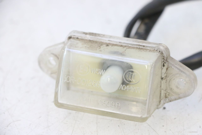 photo de ILUMINAÇÃO DE PLACA KYMCO LIKE 4T 50 (2019 - 2025) - Zoom do estado de desgaste