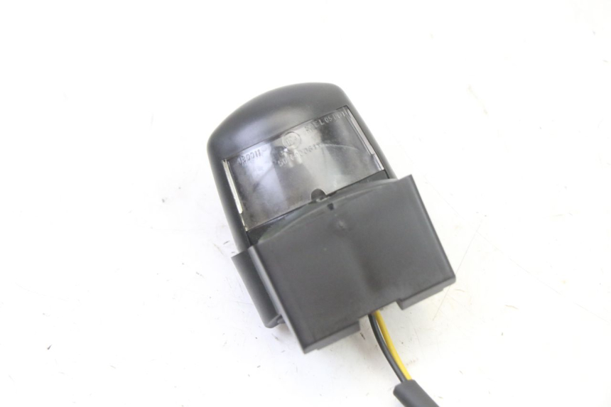 photo de ILUMINAÇÃO DE PLACA PIAGGIO NRG POWER PUREJET 50 (2018 - 2021) - Detalhe da peça