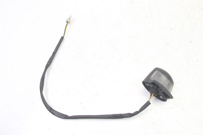 photo de ILUMINAÇÃO DE PLACA PIAGGIO NRG POWER PUREJET 50 (2018 - 2021) - Zoom do estado de desgaste