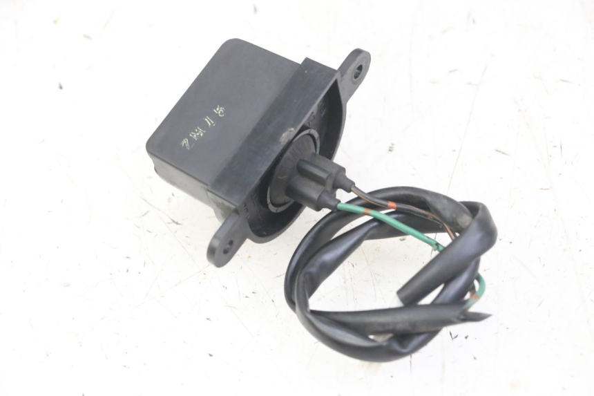 photo de ILUMINAÇÃO DE PLACA HONDA NTV DEAUVILLE ABS 700 (2007 - 2016) - Detalhe da peça