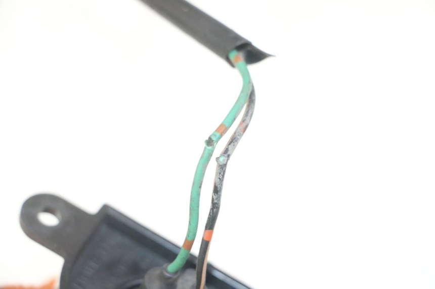 photo de ILUMINAÇÃO DE PLACA HONDA NTV DEAUVILLE ABS 700 (2007 - 2016) - Zoom do estado de desgaste