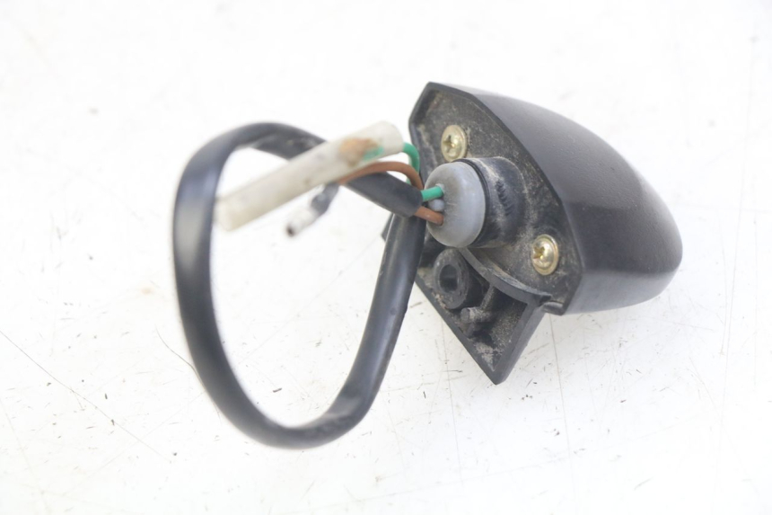 photo de ILUMINAÇÃO DE PLACA SYM ORBIT III 3 4T 50 (2021 - 2025) - Zoom do estado de desgaste