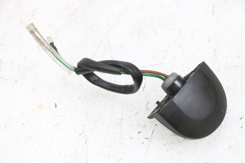 photo de ILUMINAÇÃO DE PLACA SYM ORBIT III 3 4T 50 (2018 - 2021) - Zoom do estado de desgaste