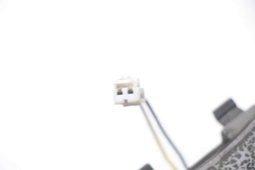 photo de ILUMINAÇÃO DE PLACA PIAGGIO VESPA GRANTURISMO 125 (2003 - 2007) - Ampliação técnica
