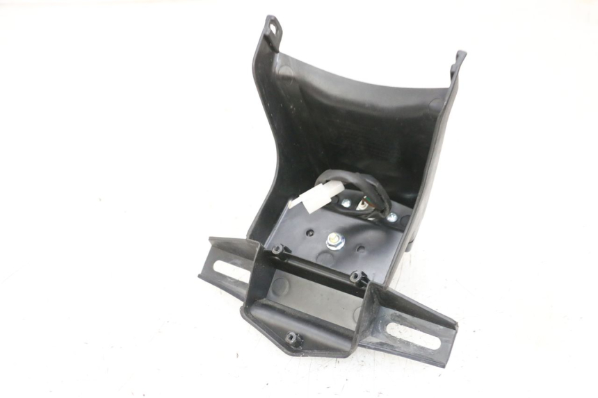 photo de ILUMINAÇÃO DE PLACA JM MOTORS SANTANA 50 (2014 - 2023) - Ampliação técnica