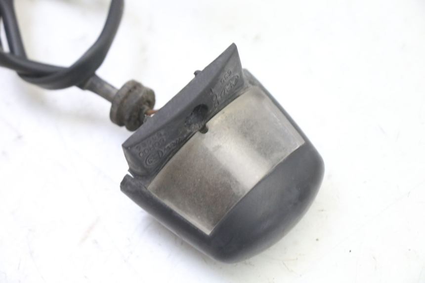 photo de ILUMINAÇÃO DE PLACA PEUGEOT SATELIS 250 (2006 - 2012) - Detalhe da peça