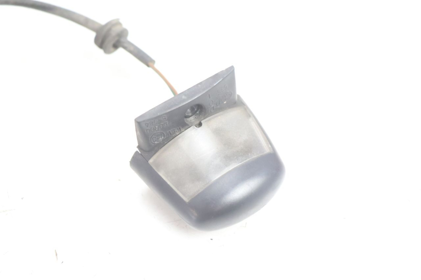 photo de ILUMINAÇÃO DE PLACA PEUGEOT SATELIS 125 (2006 - 2009) - Detalhe da peça