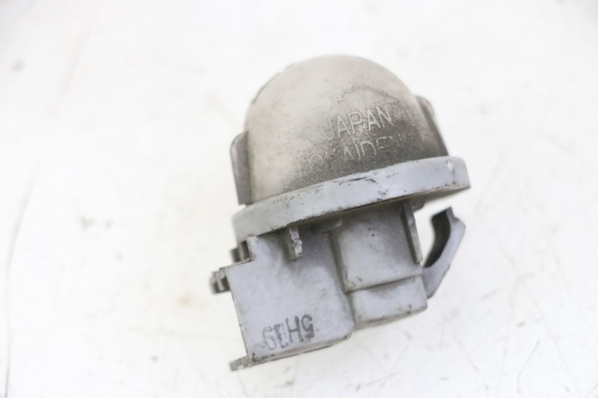 photo de ILUMINAÇÃO DE PLACA SUZUKI BURGMAN 125 (2015 - 2017) - Detalhe da peça