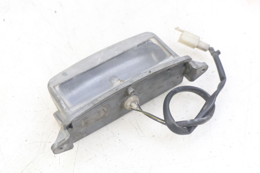 photo de ILUMINAÇÃO DE PLACA PIAGGIO X9 EVOLUTION 125 (2003 - 2007) - Detalhe da peça
