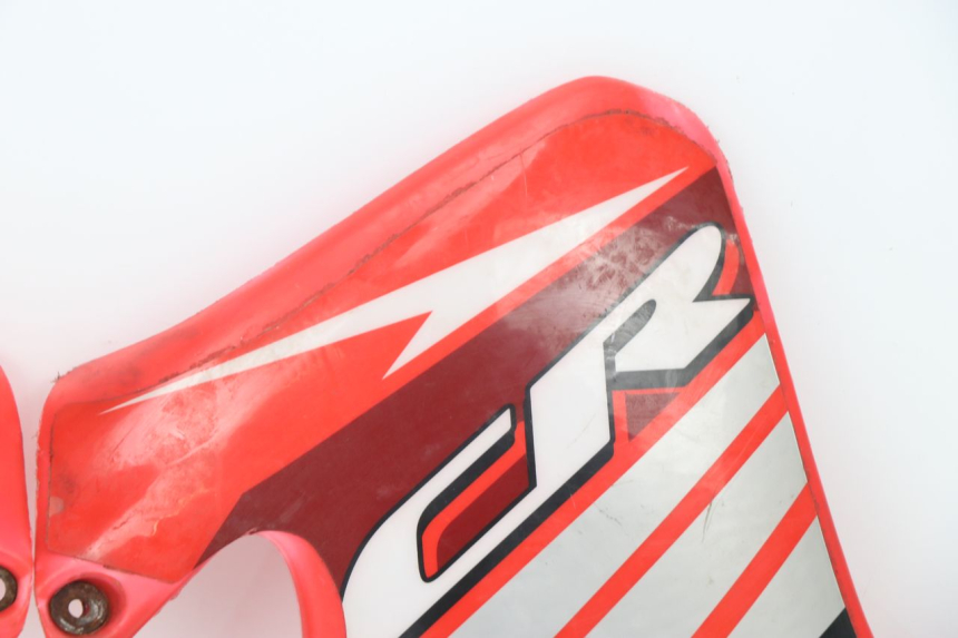 photo de SAÍDA DO RADIADOR HONDA CR 125 (1989 - 1991) - Estado da superfície
