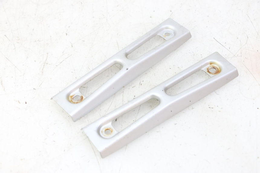 photo de SAÍDA DO RADIADOR YAMAHA FZ6 FAZER S2 600 (2007 - 2011) - Outro ângulo de visão