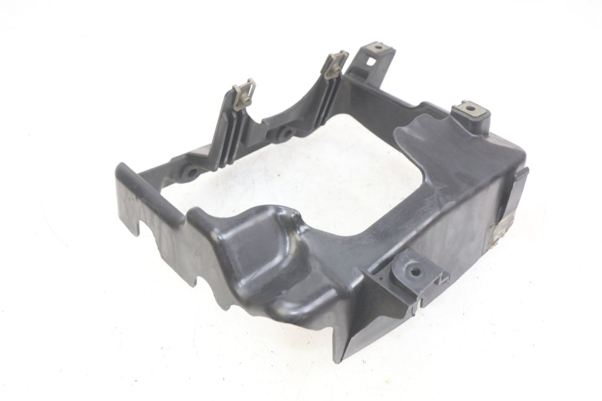 photo de SAÍDA DO RADIADOR APRILIA SCARABEO LIGHT 125 (2007 - 2011) - Detalhe da peça